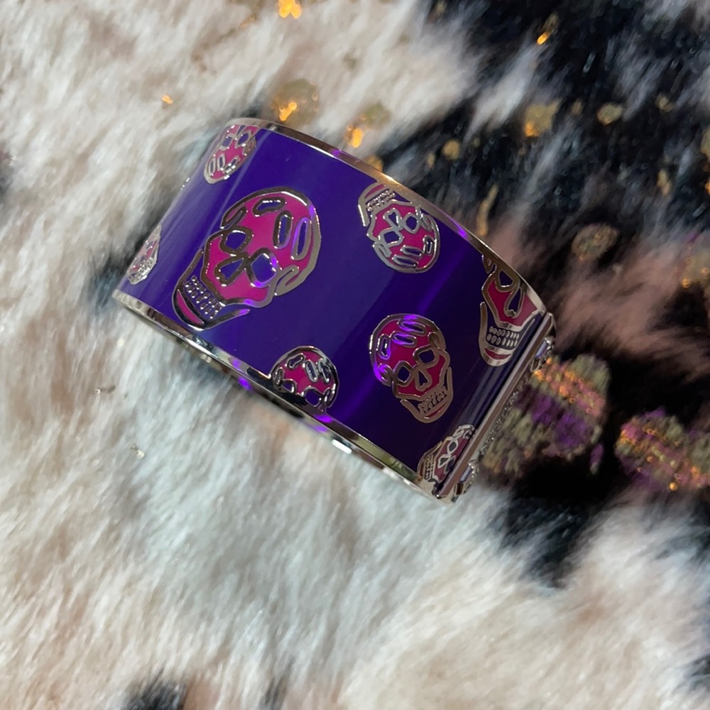 Alexander McQueen bracelet
